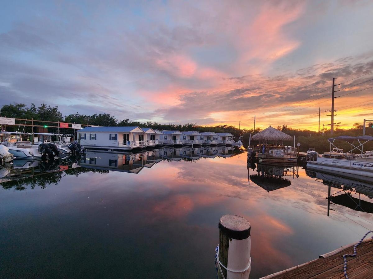 Aqua Lodges At Hurricane Hole Marina 斯托克岛 外观 照片